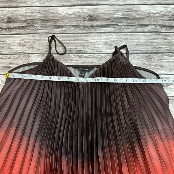 Banana Republic Women's Accordion Pleat Brown Red Ombre Tank Top XS Extra Small - Picture 11 of 12